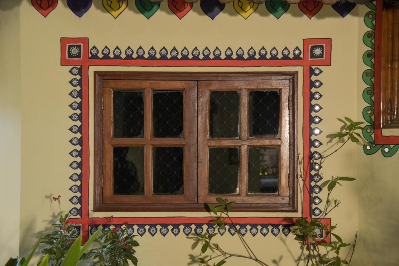 Shyam Home Stay Бхудж Экстерьер фото